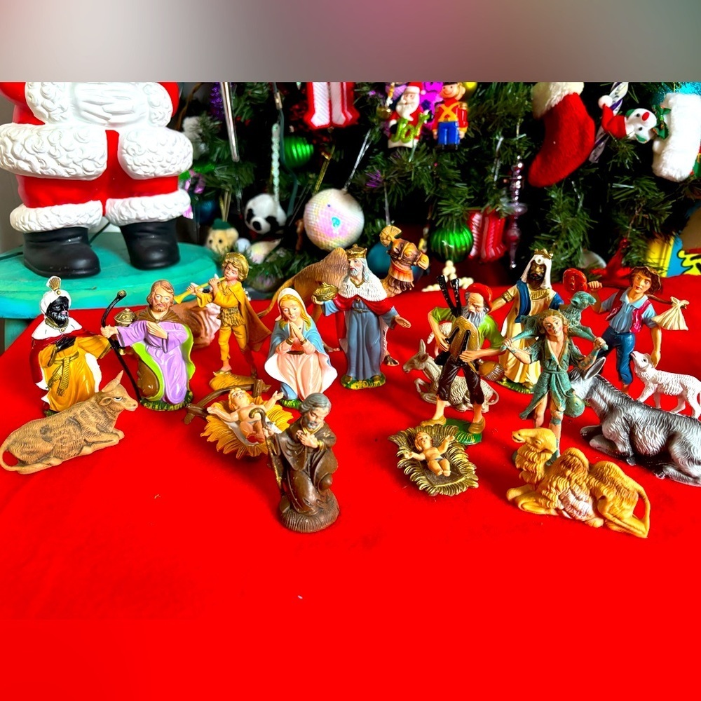 Nativity Set Fold Out Hinged Made in Italy